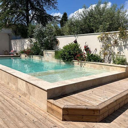 Ferienwohnung Les Logis De Cocagne Saint-Rémy-de-Provence Exterior foto